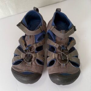 Keen Newport H2 Sandals Mens Size 6 Mens Waterproof Slingback Hiking Blue